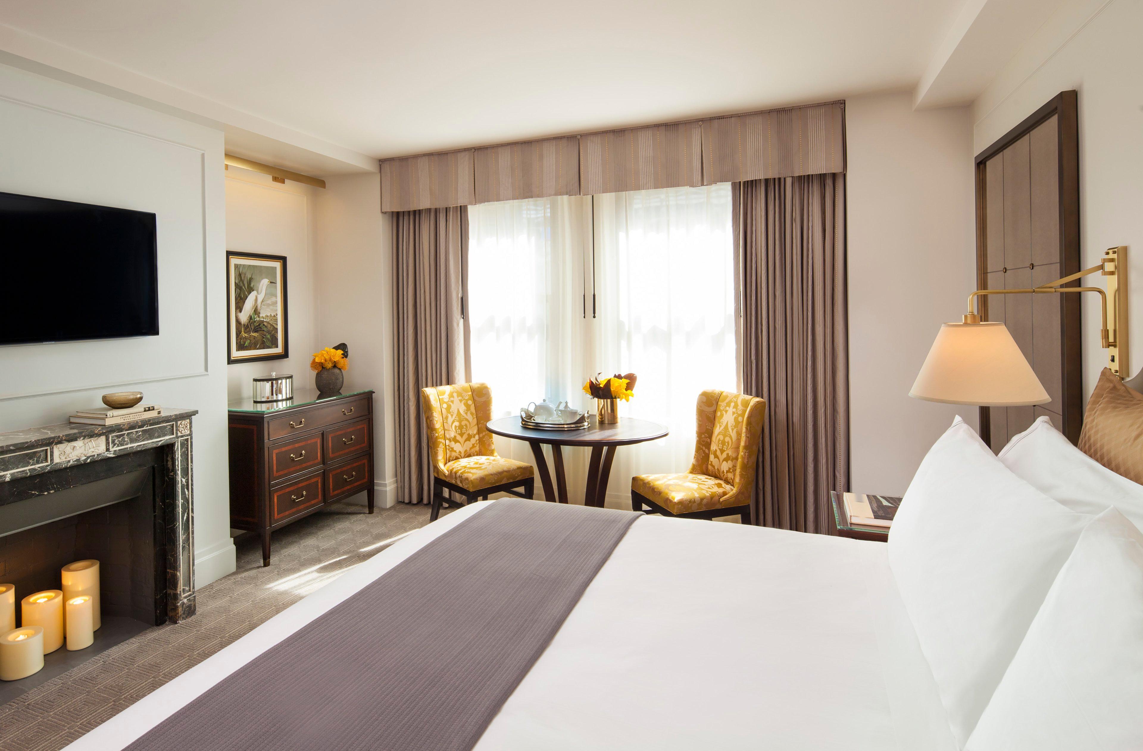Intercontinental New York Barclay Hotel By Ihg Kültér fotó A room at the London West Hollywood