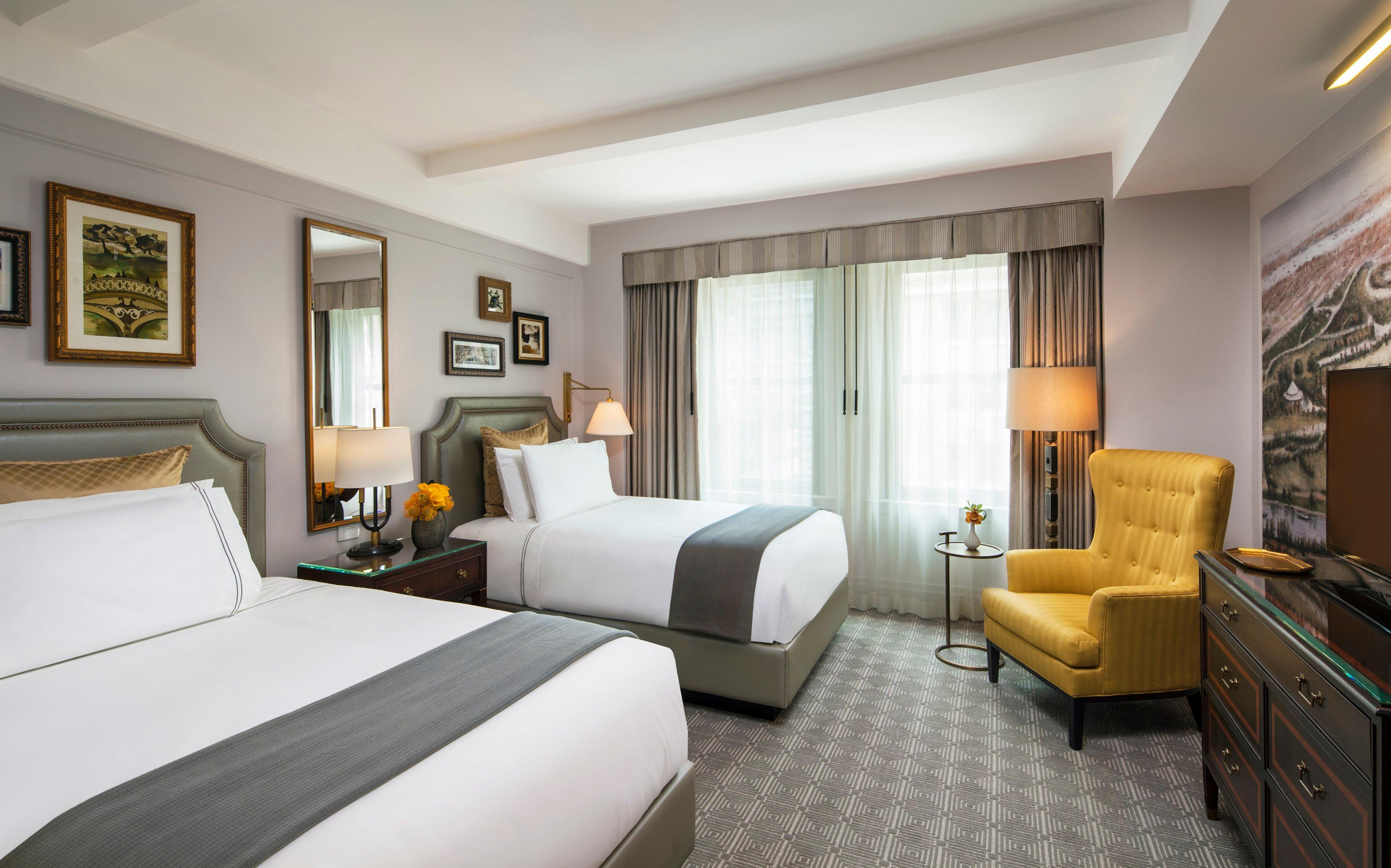 Intercontinental New York Barclay Hotel By Ihg Kültér fotó A guest room at the Hotel Commonwealth